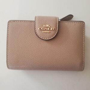 Coach tan leather wallet